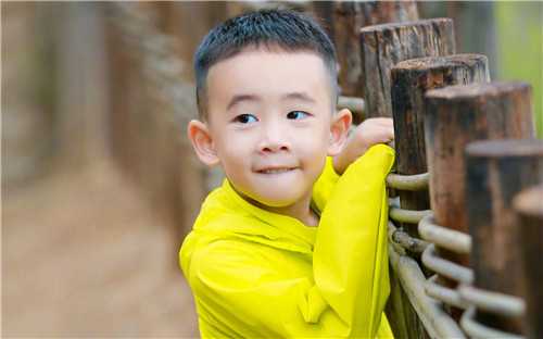 雙胞男孩小名